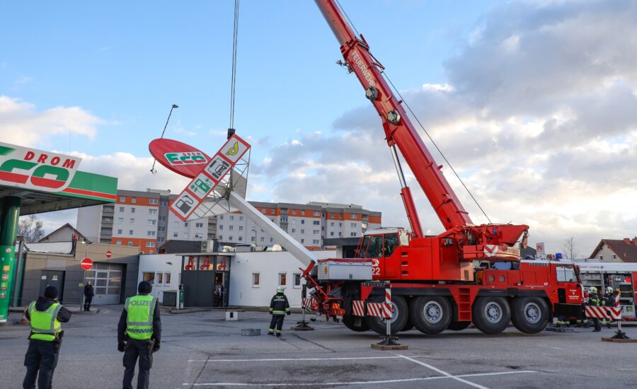 Kran Feuerwehr Wels